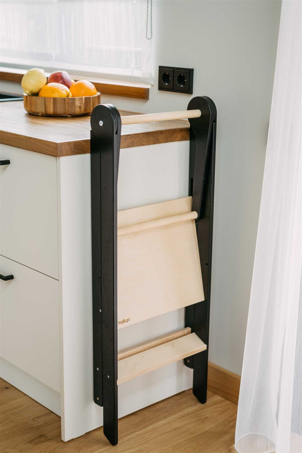 Eversby Edit — Foldable Kitchen Tower with Removable Rail